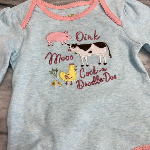 John Deere Girls Onesie Size 6-9 Months NWT - Picture 3 of 9